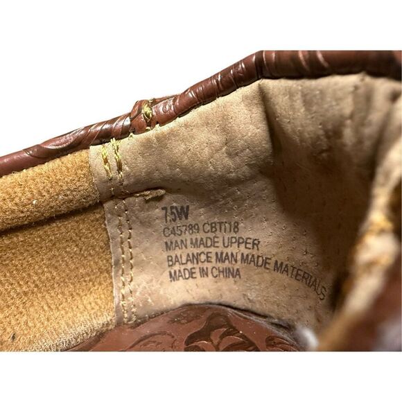 boc Women’s 7.5 Wide Peggy Clogs Brown Slip On Platform Embossed Comfort Shoes - Picture 6 of 7